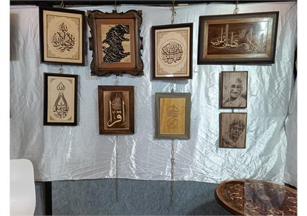فروش صنایع دستی بچه‌های اوتیسمی در نمایشگاه قرآن