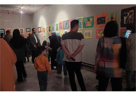 نمایشگاه آثار هنری کودکان در نگارخانه مریوان